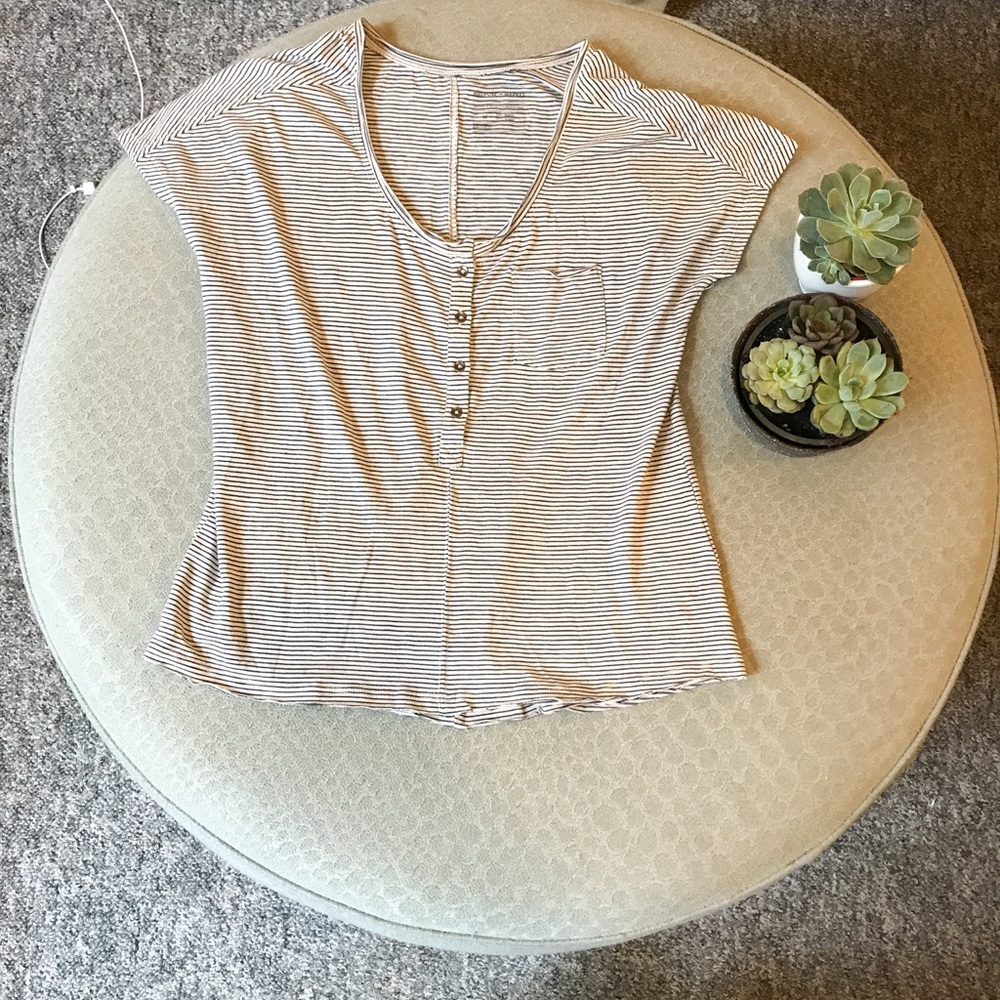 Short sleeve striped tee
